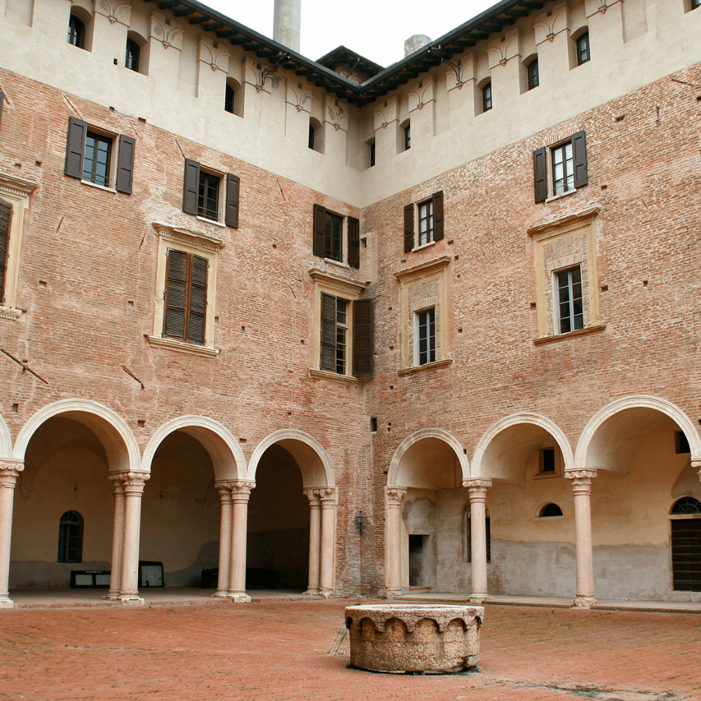 palazzo-1000x1000-no-triangles
